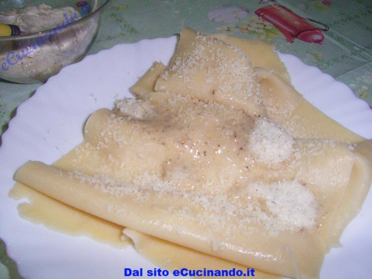 Clicca per vedere la foto ingrandita Mandilli-de-saea